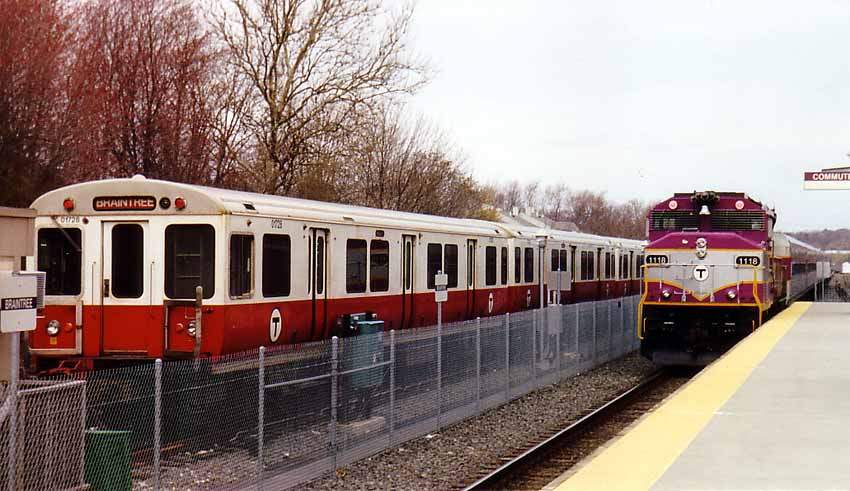 Photo of MBTA Red Line & GP 40 meet @ Braintree