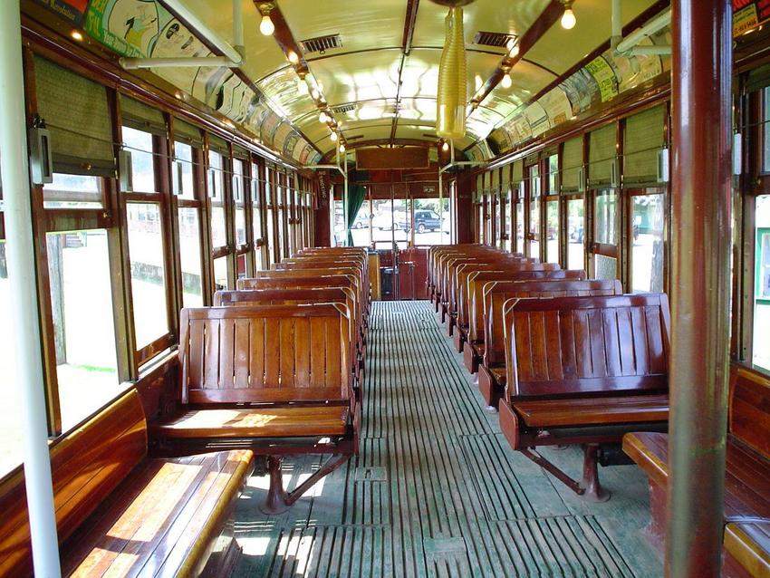 Photo of Connecticut Trolley Museum Car 836 Interior