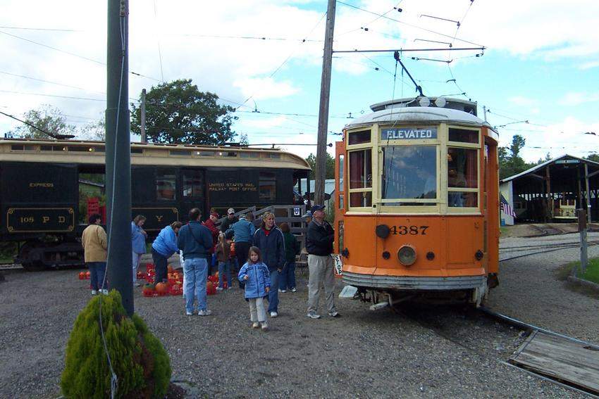 Photo of Crowds chasing pumpkins at the Seashore Trolley Museum