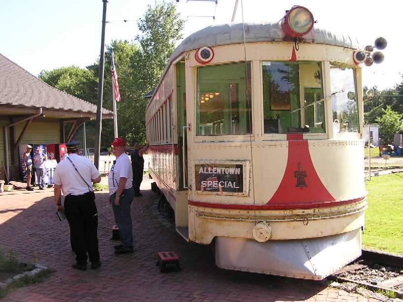 Photo of Lehigh Valley Transit Co #1030 at the Seashore Trolley Museum