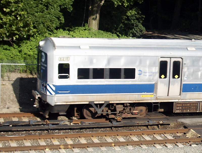 Photo of M-N Train #655 at Midland Avenue in Bronxville, N.Y.