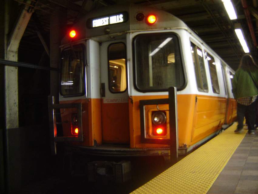Photo of Orange T inbound at Downtown Crossing