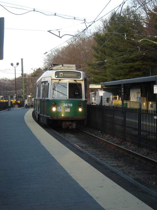 Photo of Green T outbound at Reservoir