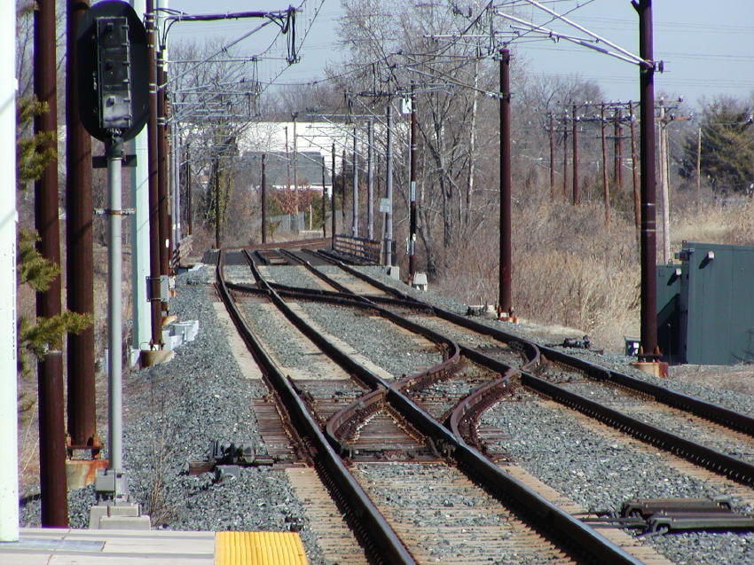 Photo of Baltimore Light Rail, Nursery Road Station  [4 of 9]