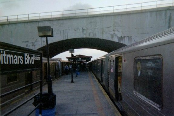Photo of Ditmars Blvd. station