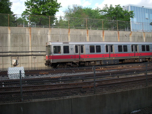 Photo of MBTA Red Line Bombardier Train Pulls into Quincy Center
