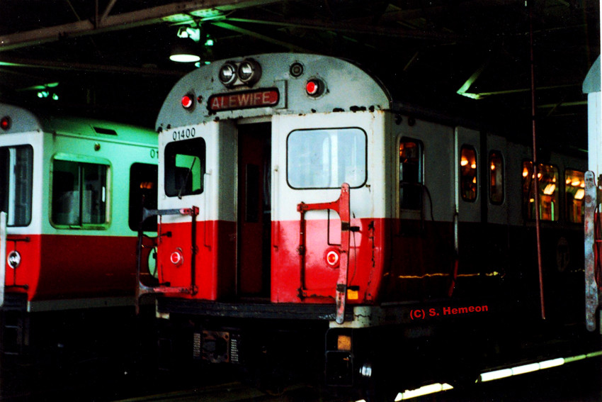 Photo of Red Line (class unit) #01400