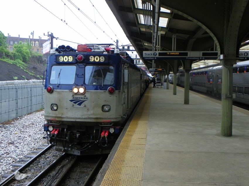 Photo of Amtrak 909 in Baltimore, MD.