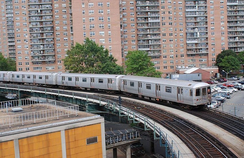 Photo of F Train departing West 8th St