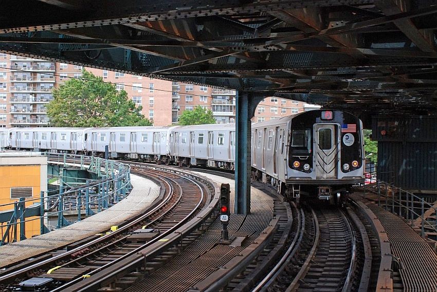 Photo of F Train departing West 8th St