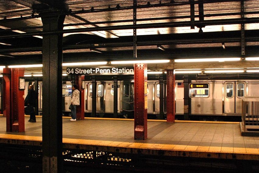 Photo of Subway Platform @ Penn Station