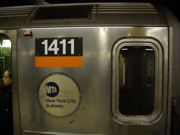 Photo of MTA New York CIty Subway Southbound Express Train