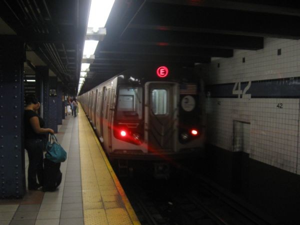 Photo of R160 Southbound E Train