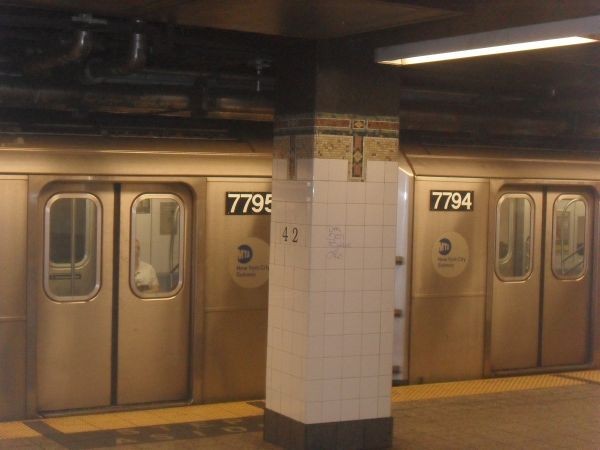 Photo of R-142A Subway Cars 7795/7794 on the 5 Train @ Grand Central