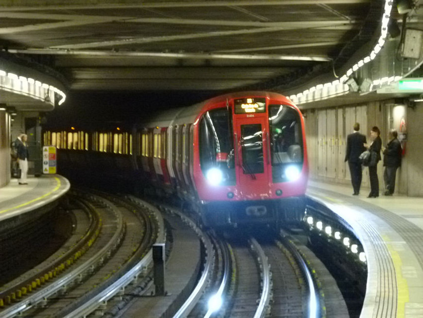Photo of Jubilee Line train