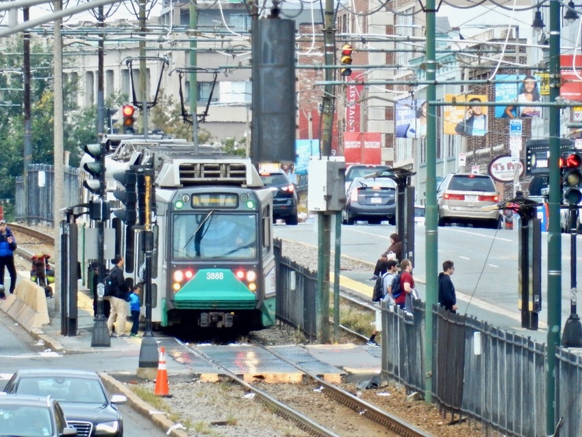 Photo of Green line 3888