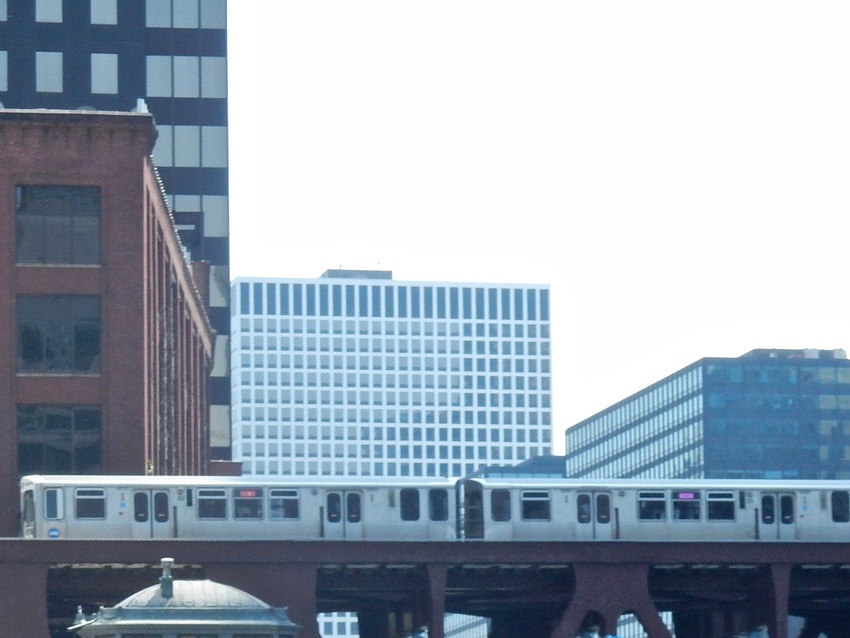 Photo of CTA over Chicago River