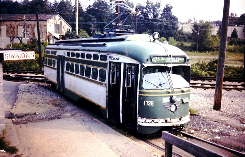 Photo of Simmons Loop at end of PAT Drake Route in Pittsburgh, PA