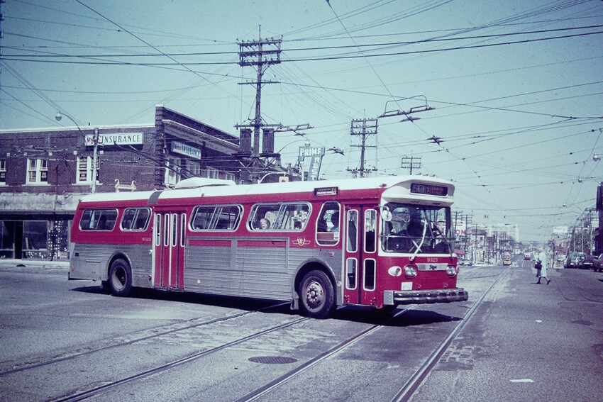 Photo of Flyer E700 trolley coach