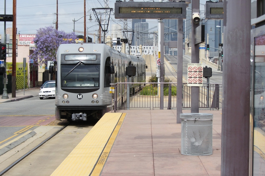 Photo of Gold Line.